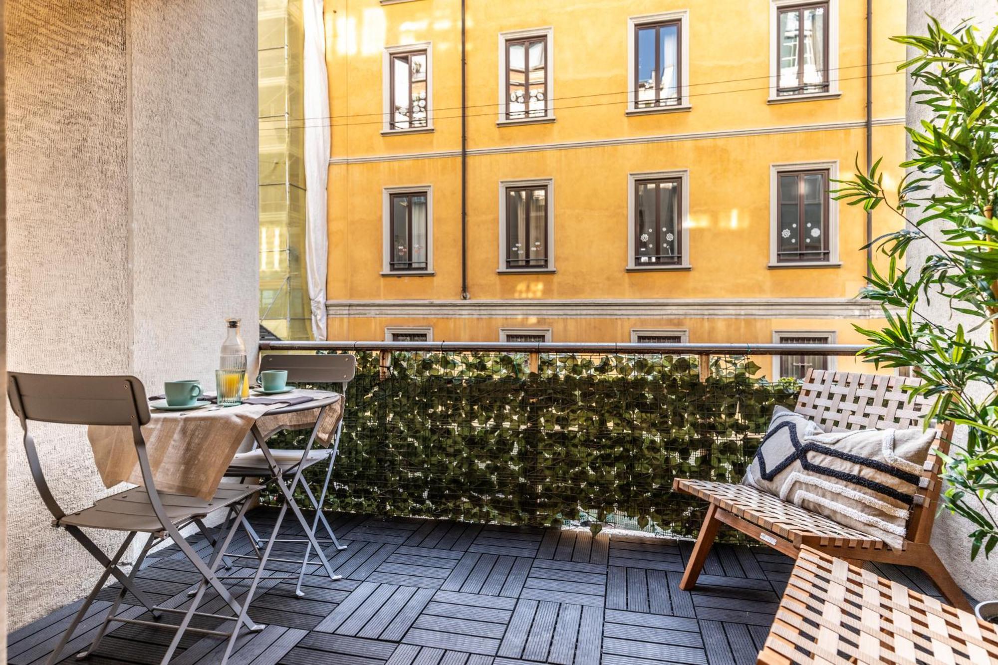 Stayeasy Quadronno33 - 3 Bedrooms, 2 Baths - Duomo Walking Distance Milano Ngoại thất bức ảnh